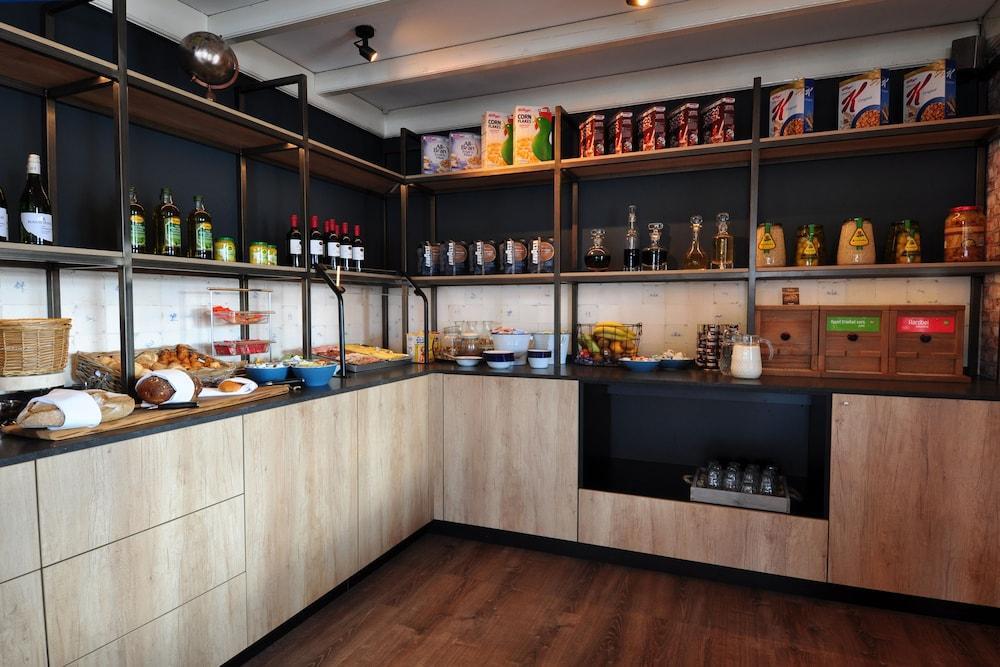 Boutique Hotel Herbergh Amsterdam Airport Free Parking Badhoevedorp Exterior foto